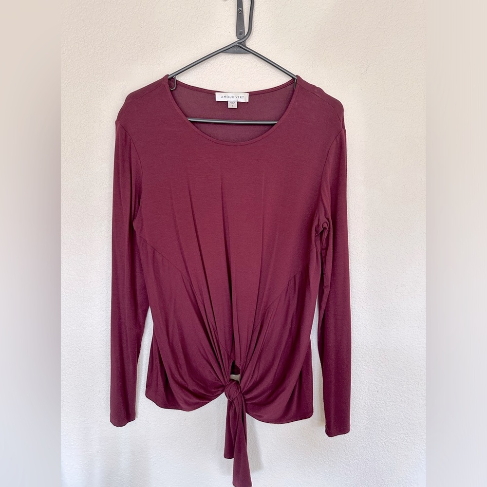 Amour Vert Front-Tie Long Sleeve Knit Top - Size S